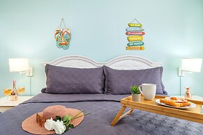 Cozy 1br1ba w Balcony Pool in Great Location