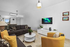 Isla Bonita S207 Condos