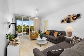 Isla Bonita S207 Condos