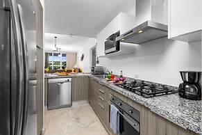 Isla Bonita S207 Condos