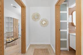 NEW 5br5 5BA Villa Private Pool Close 2 Beach