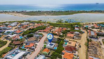 NEW 5br5 5BA Villa Private Pool Close 2 Beach