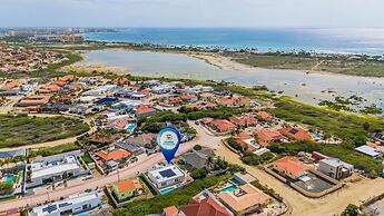 NEW 5br5 5BA Villa Private Pool Close 2 Beach