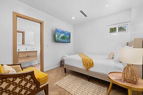 NEW 5br5 5BA Villa Private Pool Close 2 Beach