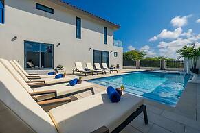 NEW 9BR Jacuzzi Pool Games Amazinglocation