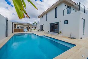 NEW 9BR Jacuzzi Pool Games Amazinglocation