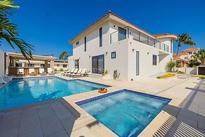 NEW 9BR Jacuzzi Pool Games Amazinglocation