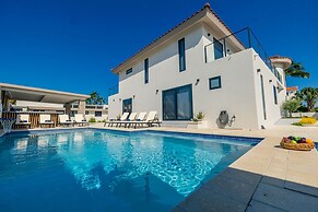 NEW 9BR Jacuzzi Pool Games Amazinglocation