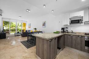 Charming 1br1ba Condo in Great Location With Pool