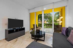 Charming 1br1ba Condo in Great Location With Pool