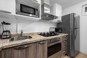 Charming 1br1ba Condo in Great Location With Pool