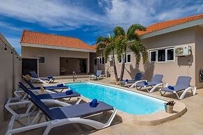 Central 4br3ba Villa w Ocean Views Private Pool