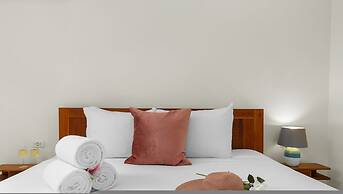 Central 4br3ba Villa w Ocean Views Private Pool