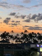 Oceanside Luxury The Cove Palm Beach 2BR 2 5BA