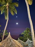 Oceanside Luxury The Cove Palm Beach 2BR 2 5BA