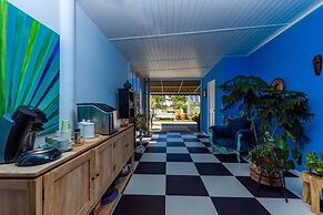 Poolside Apt Ibiza Poolside Apt -2 bd 2 Bath-kitchen-modern Hotel