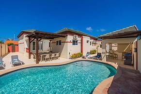 Sleeps 11 6 Bedrooms Privatepool Outdoor Dining