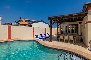 Sleeps 11 6 Bedrooms Privatepool Outdoor Dining