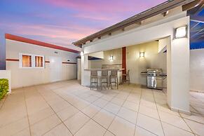 Sleeps 11 6 Bedrooms Privatepool Outdoor Dining