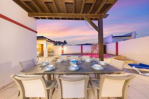 Sleeps 11 6 Bedrooms Privatepool Outdoor Dining