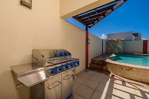 Sleeps 11 6 Bedrooms Privatepool Outdoor Dining