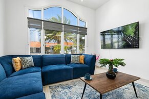 Sleeps 11 6 Bedrooms Privatepool Outdoor Dining