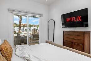 The Court Villa - 8 Bed 8 5 Bath