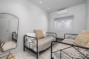 The Court Villa - 8 Bed 8 5 Bath