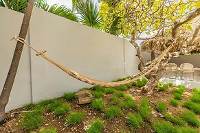 The Court Villa - 8 Bed 8 5 Bath