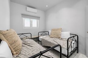 The Court Villa - 8 Bed 8 5 Bath