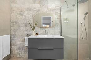 The Court Villa - 8 Bed 8 5 Bath