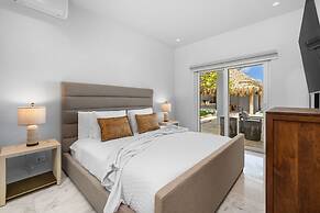 The Court Villa - 8 Bed 8 5 Bath