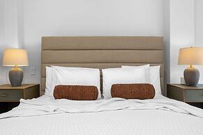 The Court Villa - 8 Bed 8 5 Bath