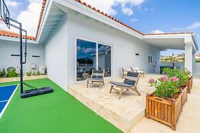 The Court Villa - 8 Bed 8 5 Bath