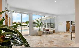 The Court Villa - 8 Bed 8 5 Bath