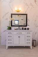 Tides Villa 4BR Private Pool Walk to the Beach