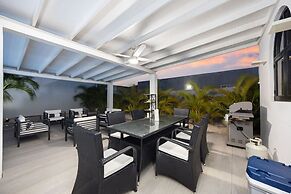 Tides Villa 4BR Private Pool Walk to the Beach