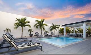 Tides Villa 4BR Private Pool Walk to the Beach