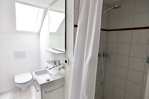 ALP APARTMENTS with self check-in