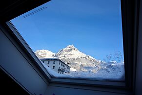 ALP APARTMENTS with self check-in