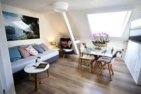 ALP APARTMENTS with self check-in