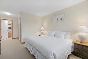 Nicklaus North by Whistler Premier