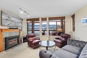 Nicklaus North by Whistler Premier