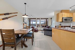 Nicklaus North by Whistler Premier