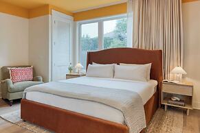 The Gilmore, an AvantStay Hotel