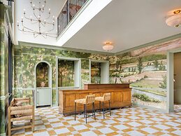 The Gilmore, an AvantStay Hotel