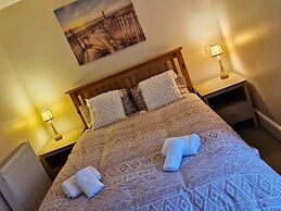 The Shoe Inn Guest Rooms