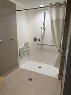 Springhill Suites By Marriott Fargo