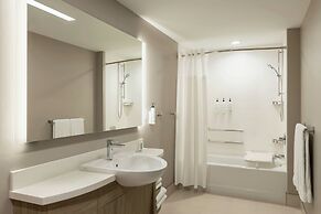 Springhill Suites By Marriott Fargo