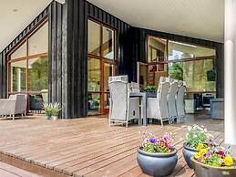 5 Star Holiday Home in Vaeggerlose